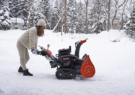 工進 除雪機の特徴とおすすめ機種をご紹介 - ボクらの農業EC ブログ